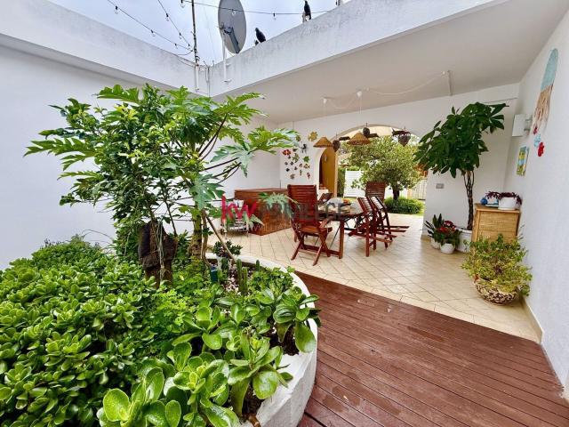 Villetta indipendente in vendita di 165 m² in Via Torre Testa, 39