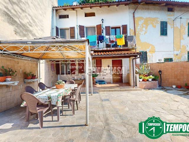 Villetta indipendente in vendita di 166 m² in Via Giuseppe Verdi