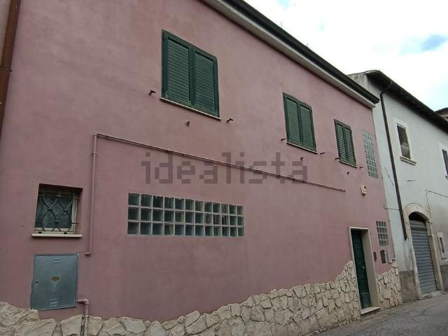 Villetta indipendente in vendita di 166 m² in Via Decondre, 5