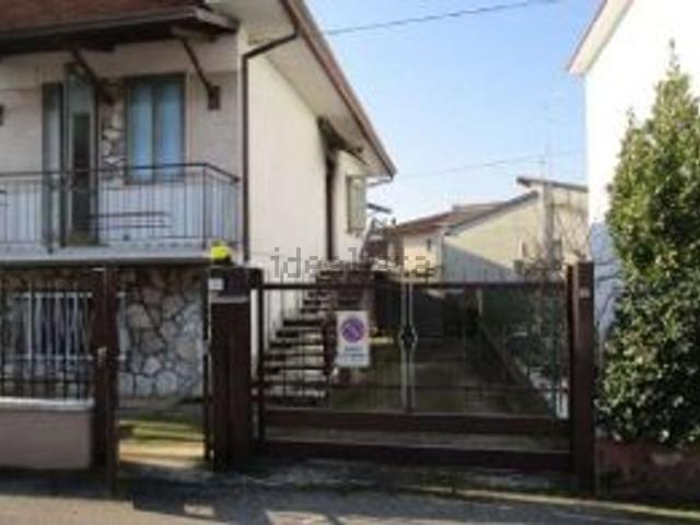 Villetta indipendente in vendita di 166 m² in Via Legnaghese, 34
