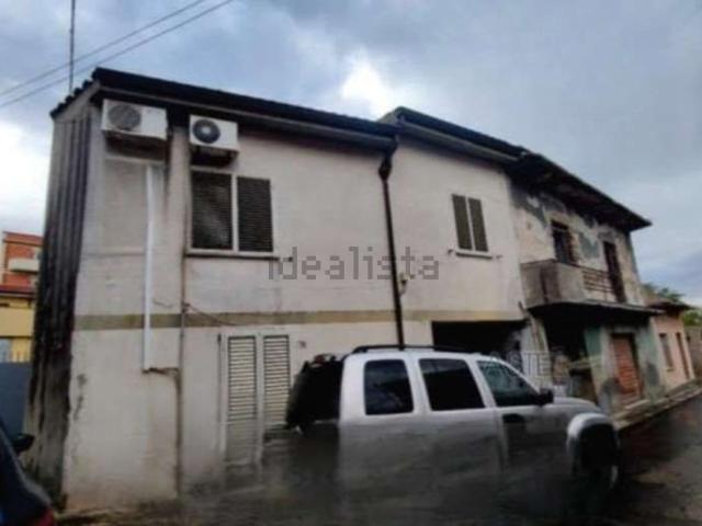Villetta indipendente in vendita di 166 m² in Via Roma