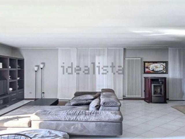 Villetta indipendente in vendita di 166 m² in Viale Vittorio Veneto