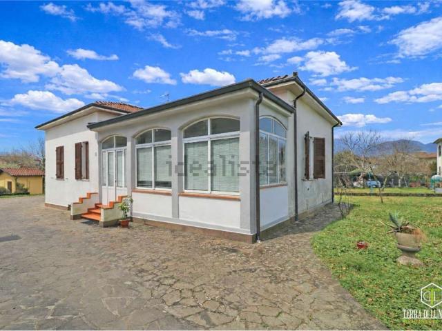 Villetta indipendente in vendita di 167 m²