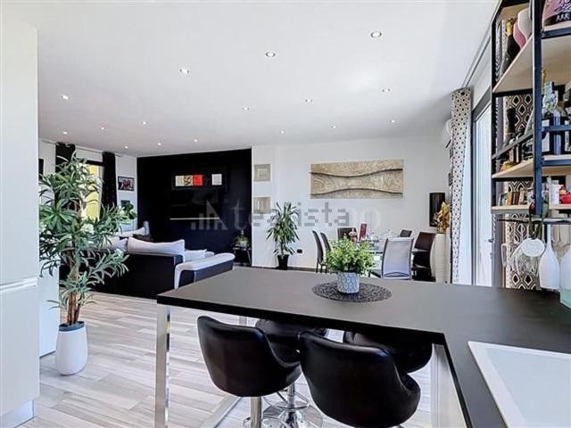 Villetta indipendente in vendita di 167 m² in Via S.A.Marongiu, 12