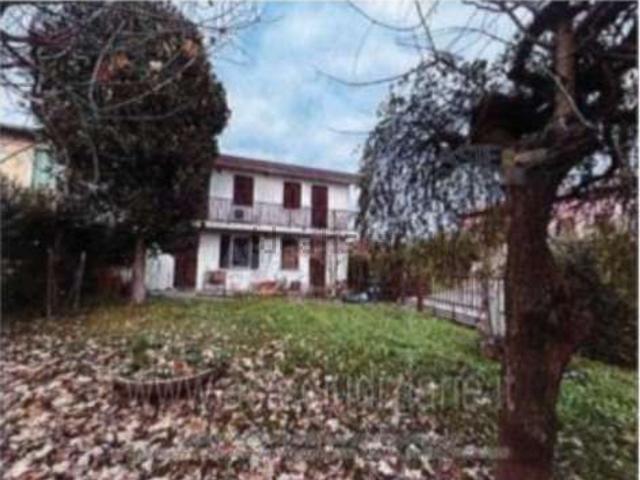Villetta indipendente in vendita di 167 m² in Via Sabbioni