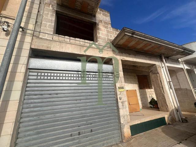 Villetta indipendente in vendita di 167 m² in Via Scotellaro