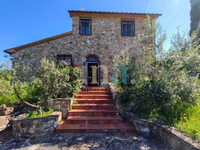 Villetta indipendente in vendita di 167 m² in Via per Chianni