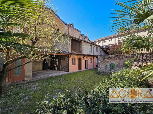 Villetta indipendente in vendita di 168 m² in Via Domenico Schiavi