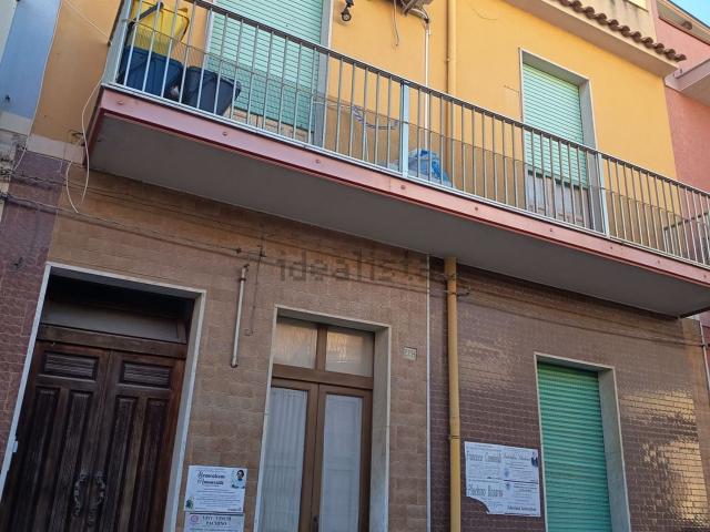 Villetta indipendente in vendita di 168 m² in Via de Sanctis Francesco, 342