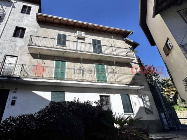 Villetta indipendente in vendita di 168 m² in Via Felice Cavallotti