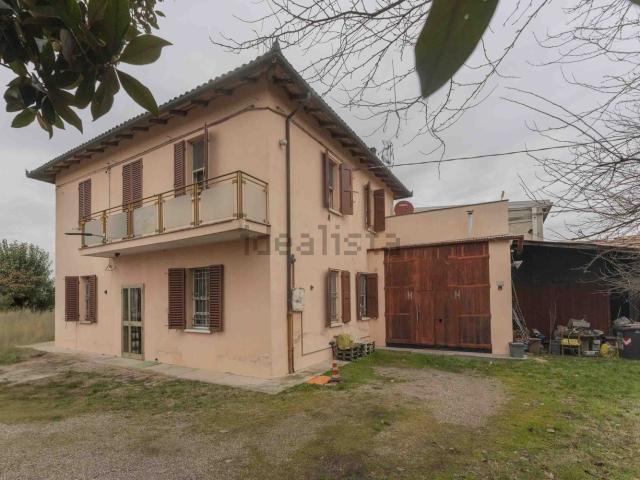 Villetta indipendente in vendita di 168 m² in Via mario Stangolini, 631