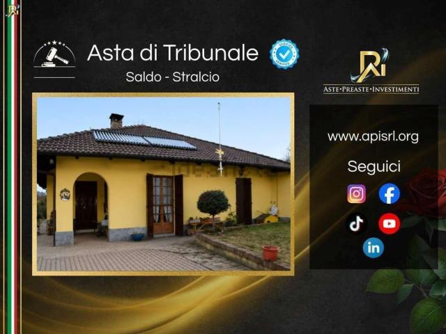 Villetta indipendente in vendita di 168 m² in Frazione Mombarone, 60