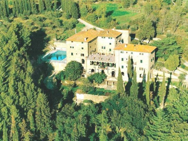 Villetta indipendente in vendita di 1700 m² in Località località Loc. Cortona