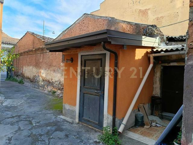 Villetta indipendente in vendita di 170 m² in Via Consolazione, 91