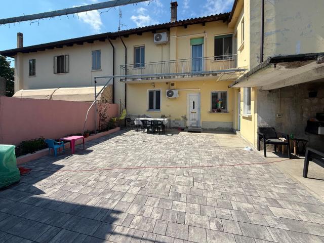 Villetta indipendente in vendita di 170 m² in Via Cortello