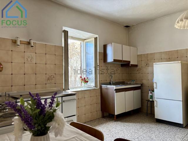 Villetta indipendente in vendita di 170 m² in Via Centrale, 4