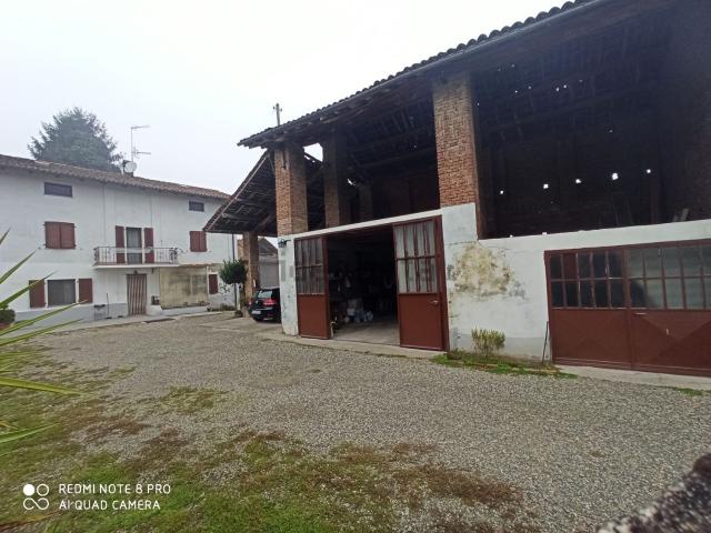Villetta indipendente in vendita di 170 m² in Via CESARE BATTISTI
