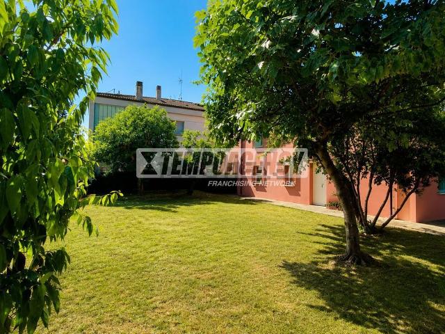 Villetta indipendente in vendita di 170 m² in Via Crociarone, 59