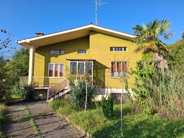 Villetta indipendente in vendita di 170 m² in Via Antonio Zanon, 2