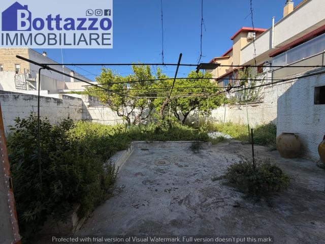 Villetta indipendente in vendita di 170 m² in Via Arno, 23