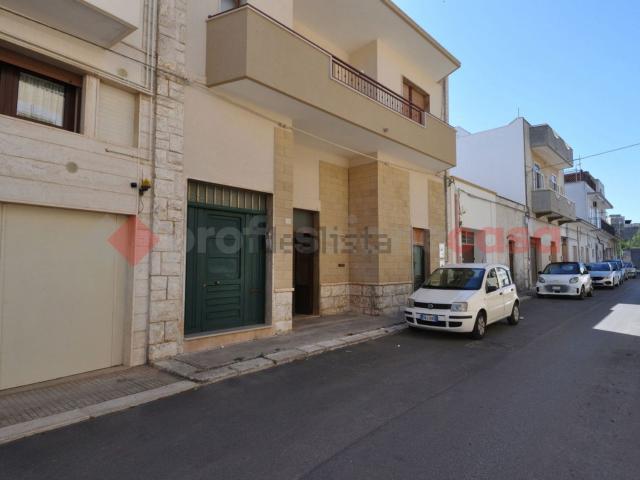 Villetta indipendente in vendita di 170 m² in Via Arrigo Boito