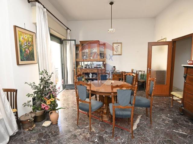 Villetta indipendente in vendita di 170 m² in Via Galatea, 180