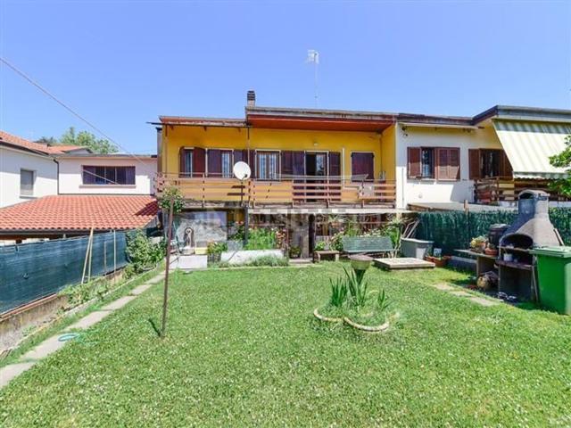 Villetta indipendente in vendita di 170 m² in Via Galvani Luigi