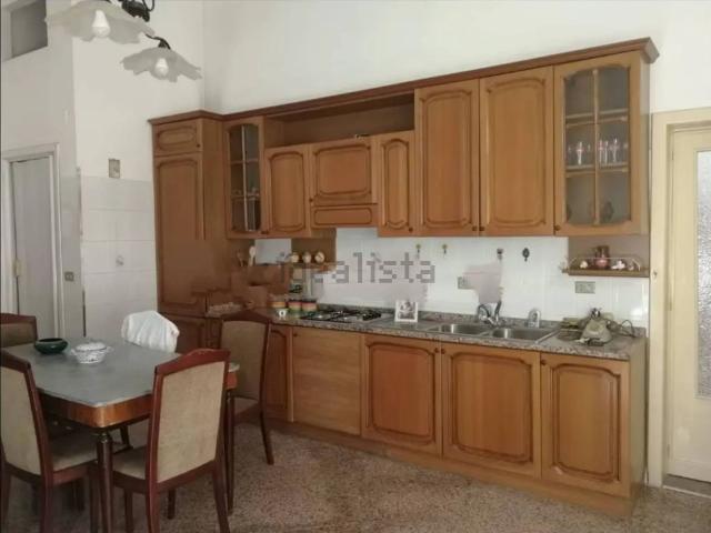 Villetta indipendente in vendita di 170 m² in Via Giuseppe Bianca