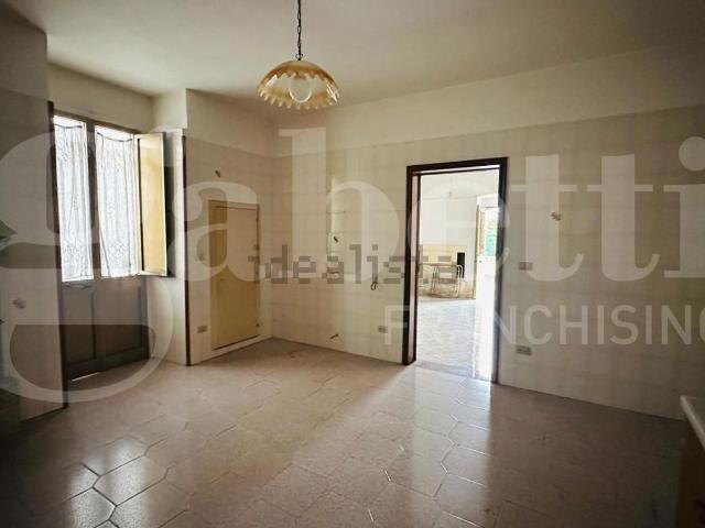 Villetta indipendente in vendita di 170 m² in Via Dante Alighieri, 3