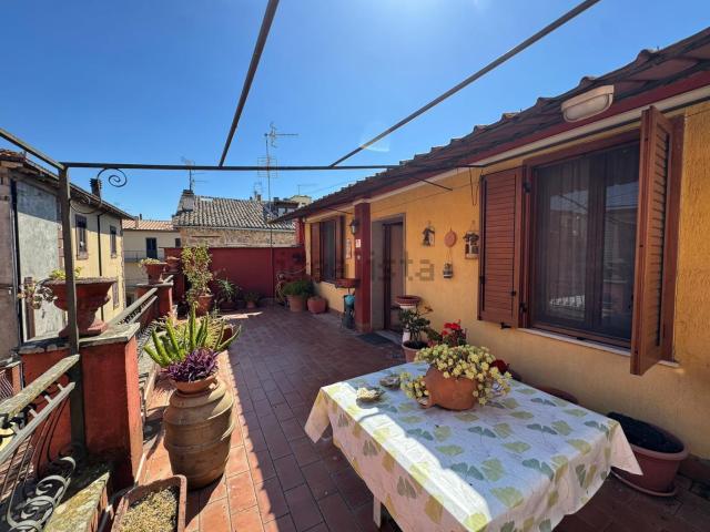 Villetta indipendente in vendita di 170 m² in Via degli Orti, 5