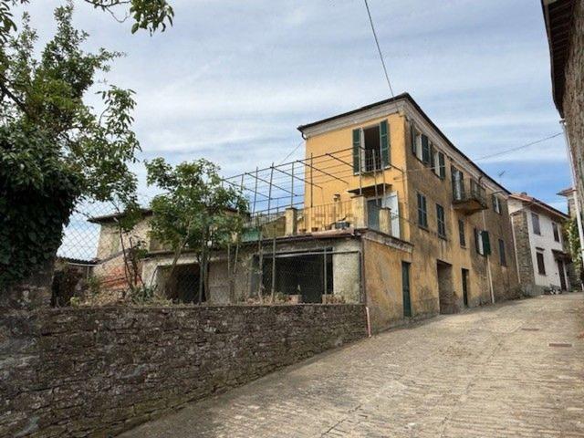 Villetta indipendente in vendita di 170 m² in Via del Borgo, 14