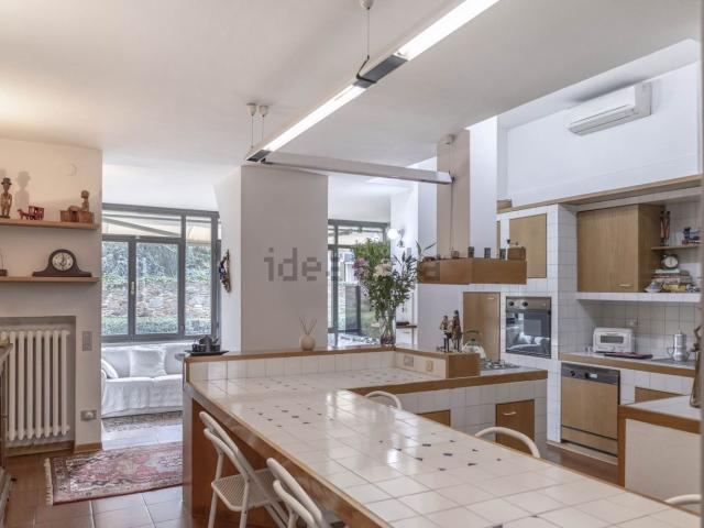 Villetta indipendente in vendita di 170 m² in Via del Caparra