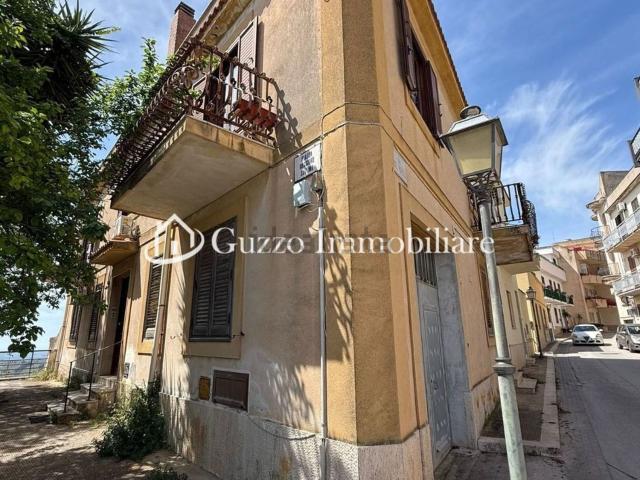 Villetta indipendente in vendita di 170 m² in Via del Popolo