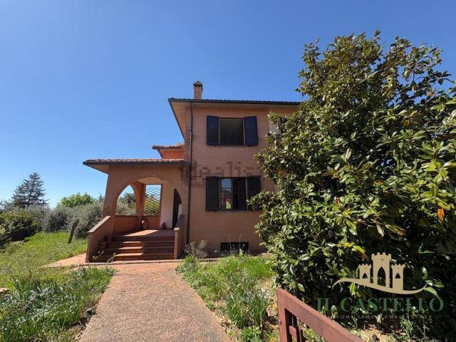 Villetta indipendente in vendita di 170 m² in Via Denzlingen