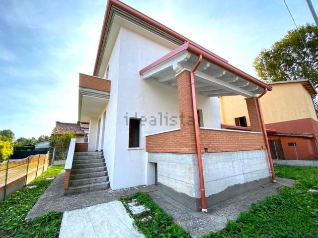 Villetta indipendente in vendita di 170 m² in Via E. Scaramuzza
