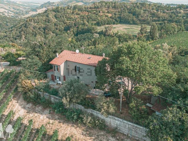 Villetta indipendente in vendita di 170 m² in Via Fondi, 137