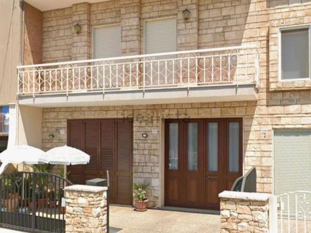 Villetta indipendente in vendita di 170 m² in Via Filzi, 165