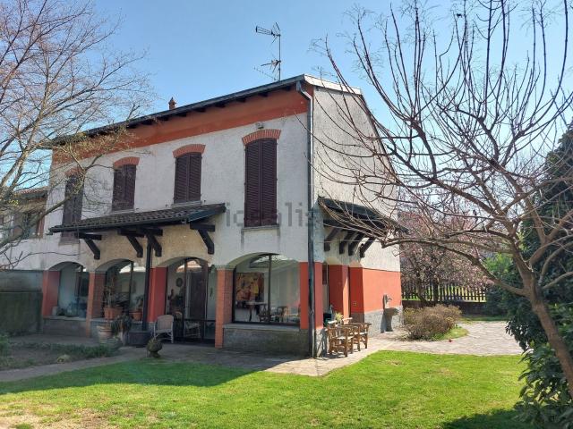 Villetta indipendente in vendita di 170 m² in Via Sottoronco, 8