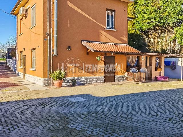 Villetta indipendente in vendita di 170 m² in Via Sant&apos Antonio