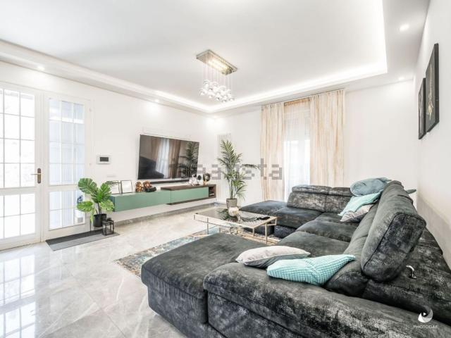 Villetta indipendente in vendita di 170 m² in Via Statale, 91