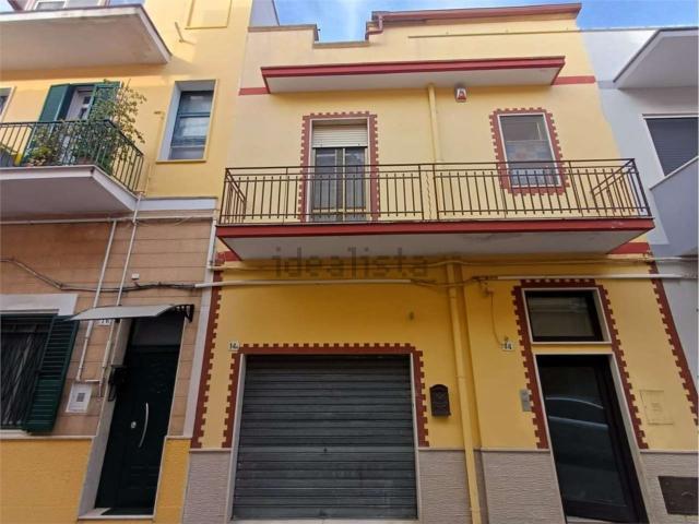 Villetta indipendente in vendita di 170 m² in Via Pompeo Magno, 14