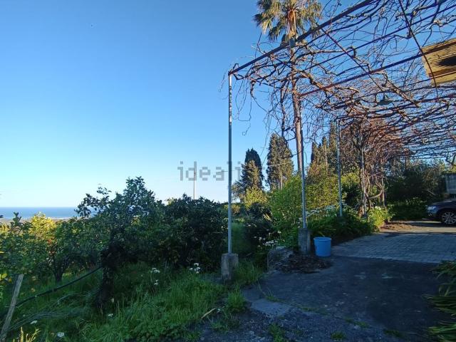 Villetta indipendente in vendita di 170 m² in Via Piedimonte
