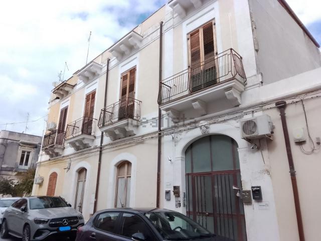 Villetta indipendente in vendita di 170 m² in Via Pindaro, 16