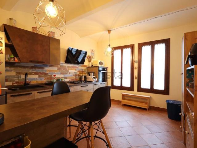 Villetta indipendente in vendita di 170 m² in Via Tonino Morandi