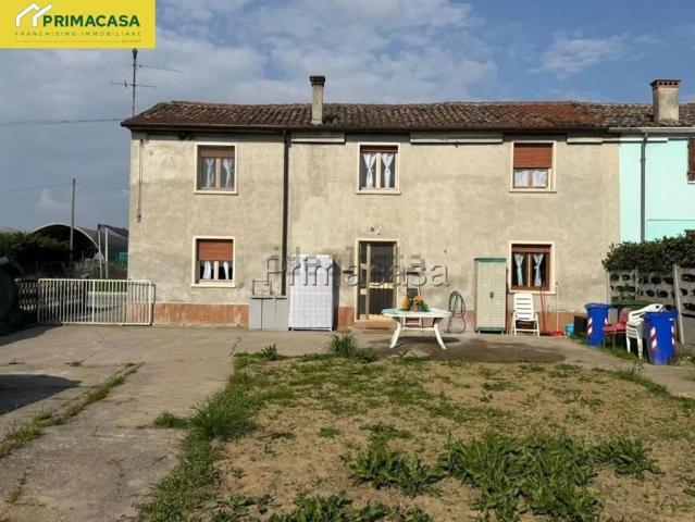 Villetta indipendente in vendita di 170 m² in Via Villaraspa