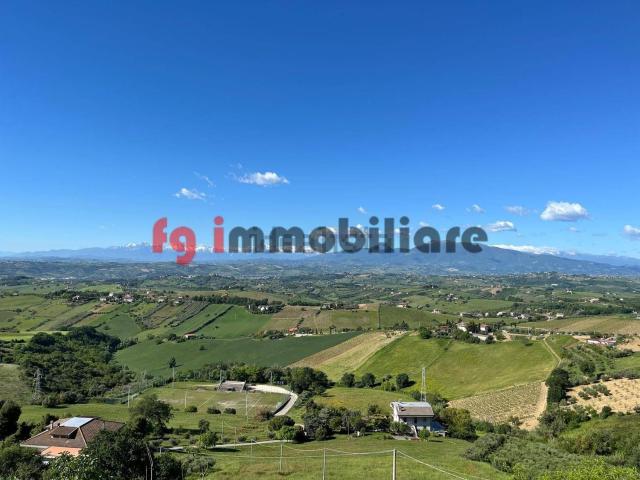 Villetta indipendente in vendita di 170 m² in Viale G. Leopardi, 53