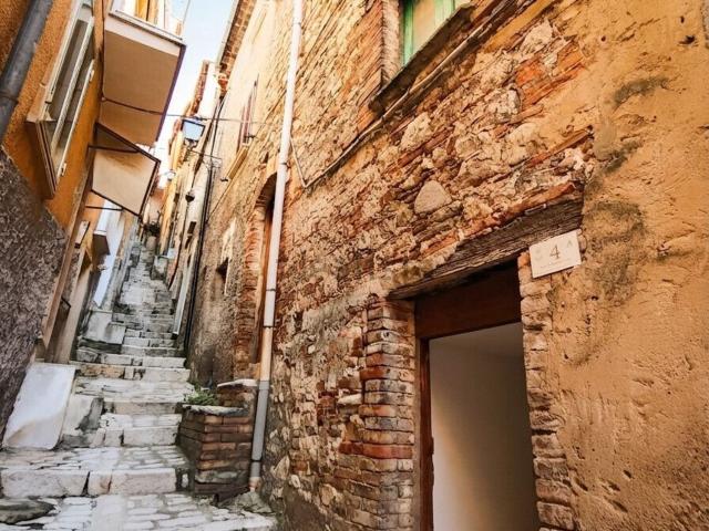 Villetta indipendente in vendita di 170 m² in Vico Mastrantonio, 6