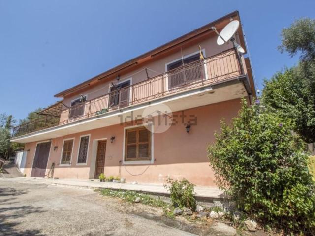Villetta indipendente in vendita di 170 m² in Strada dei Colli, 5