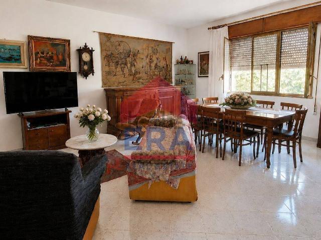 Villetta indipendente in vendita di 170 m² in Strada Isolotto, 15