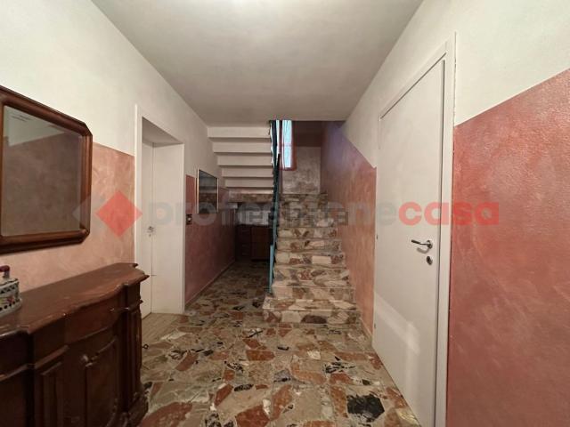 Villetta indipendente in vendita di 171 m² in Via Giacomo Matteotti, 32